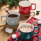 Holiday taza desayuno con cuchara